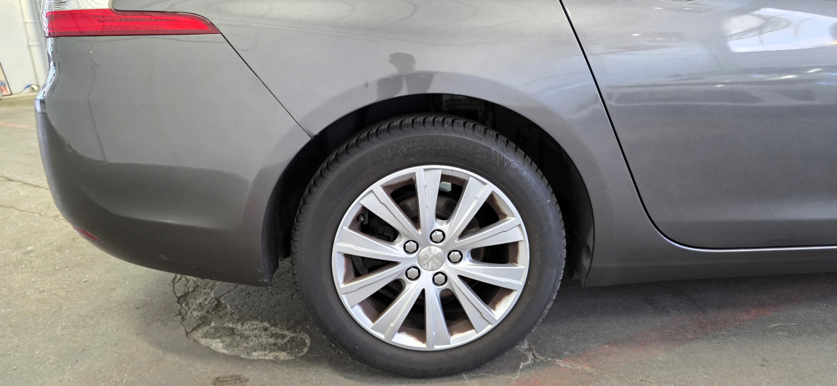 Peugeot 308 SW — 28