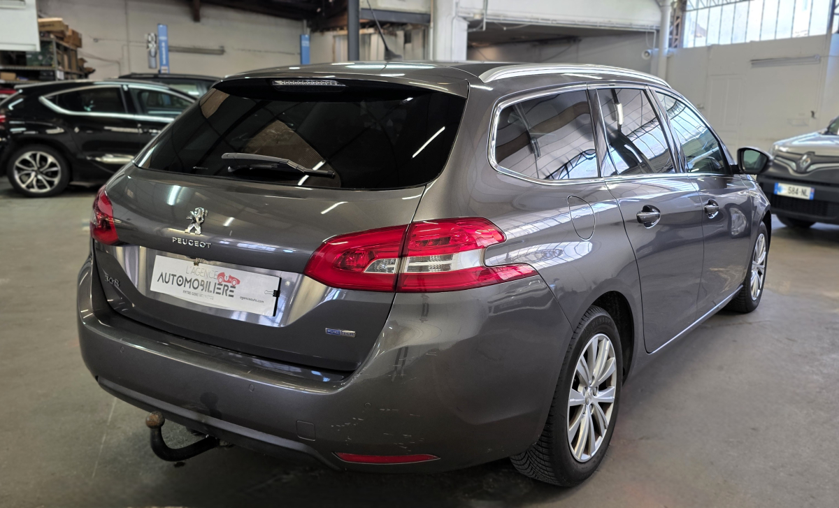 Peugeot 308 SW — 4