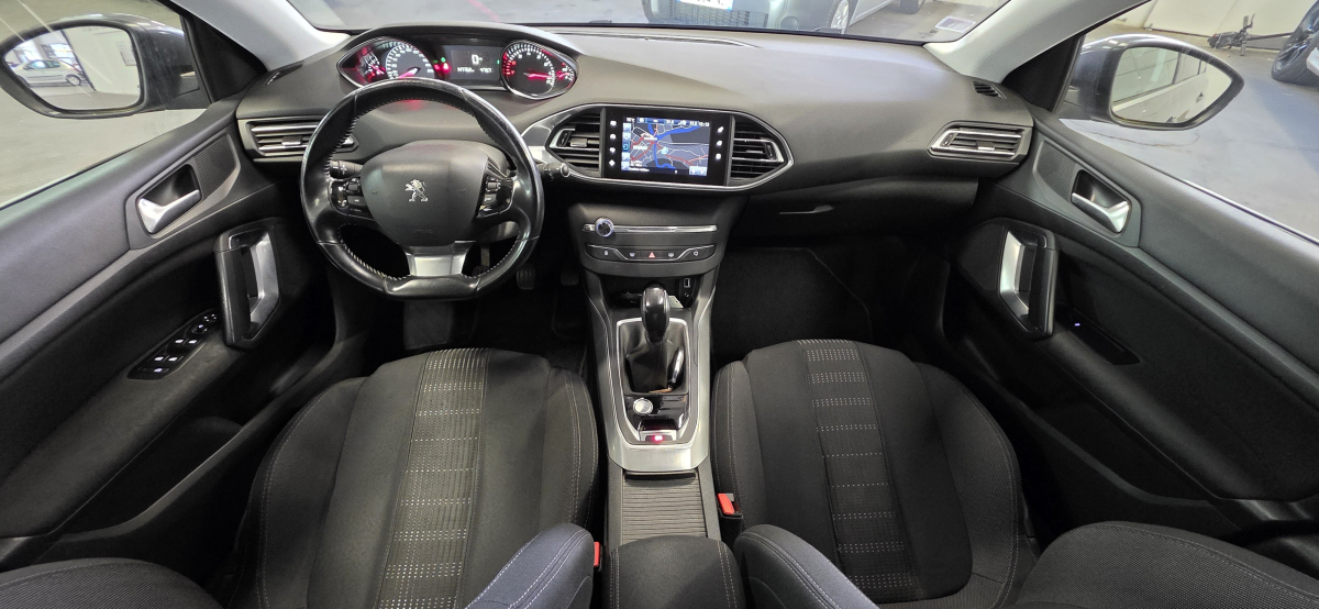 Peugeot 308 SW — 19