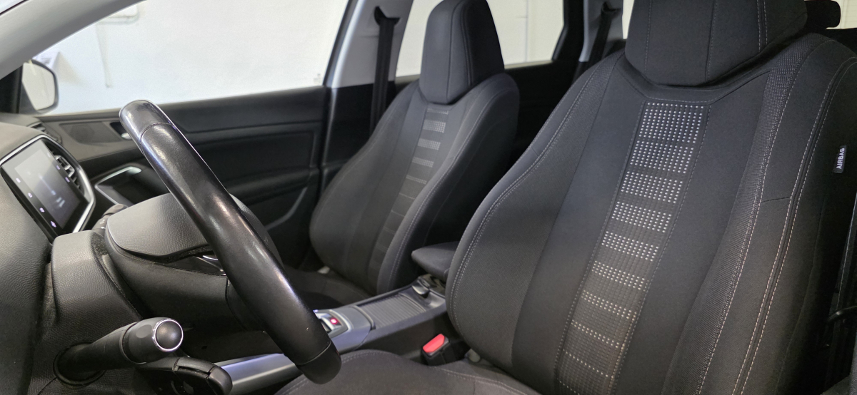 Peugeot 308 SW — 10