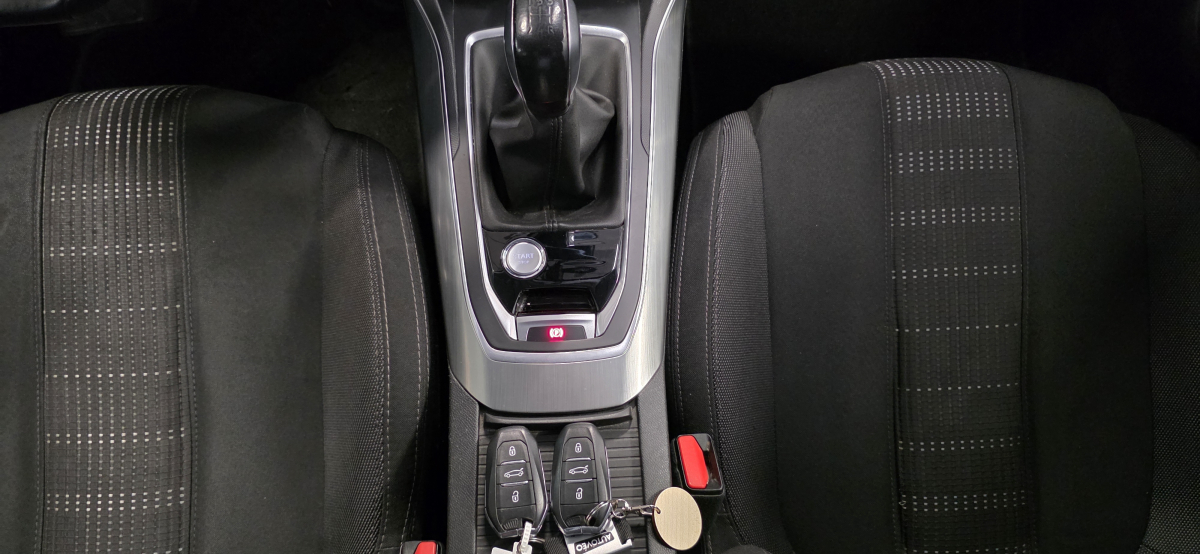 Peugeot 308 SW — 25