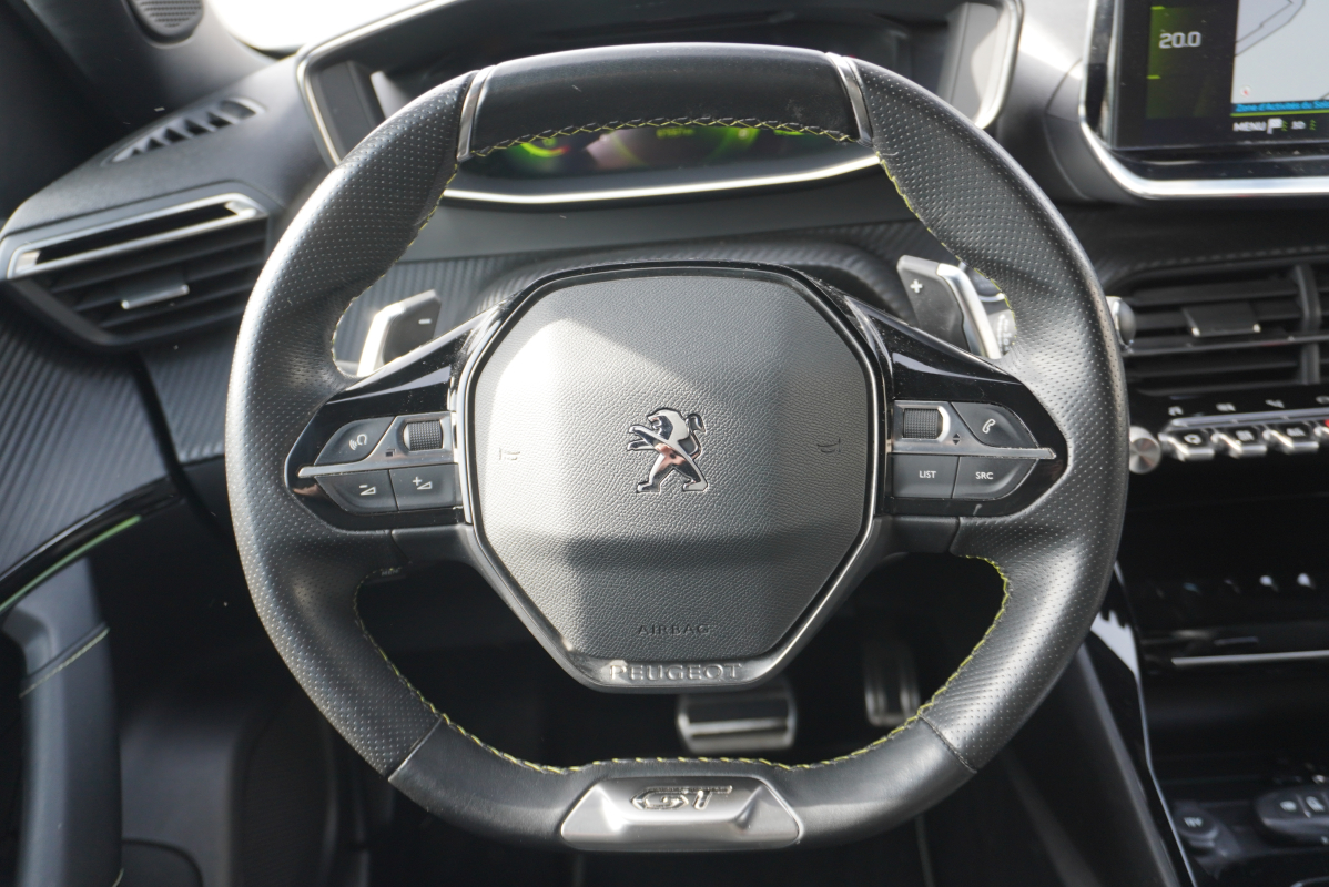 Peugeot 2008 — 16