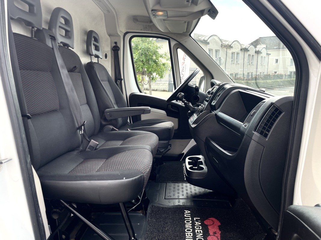 Peugeot Boxer — 14