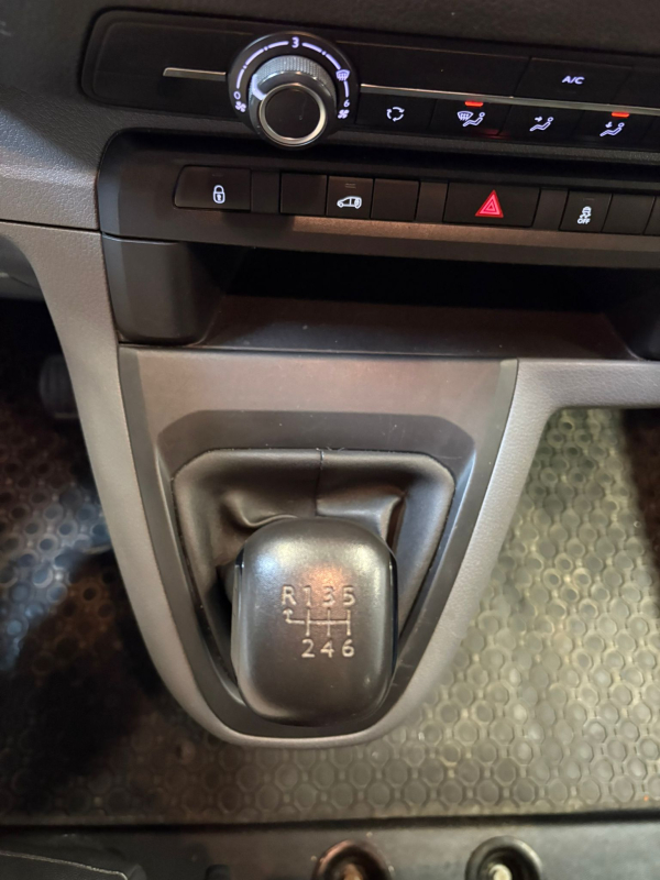 Citroen Jumpy — 21