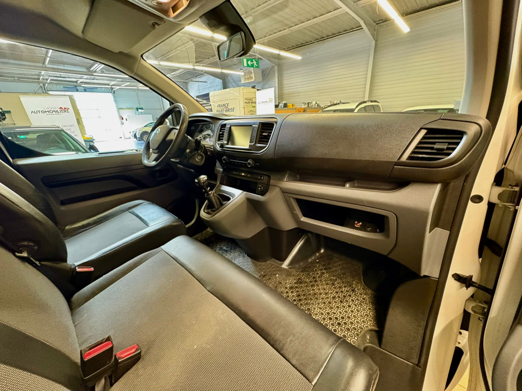Citroen Jumpy — 12