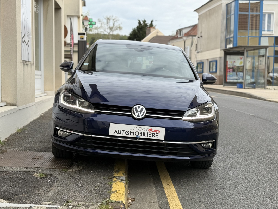 Volkswagen Golf — 2