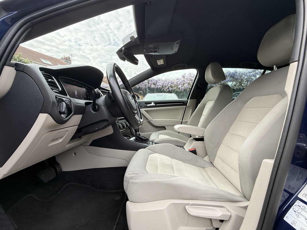 Volkswagen Golf — 10
