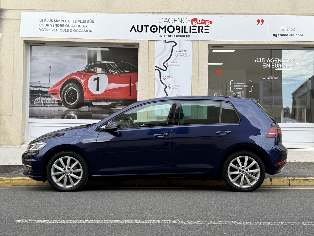 Volkswagen Golf — 7
