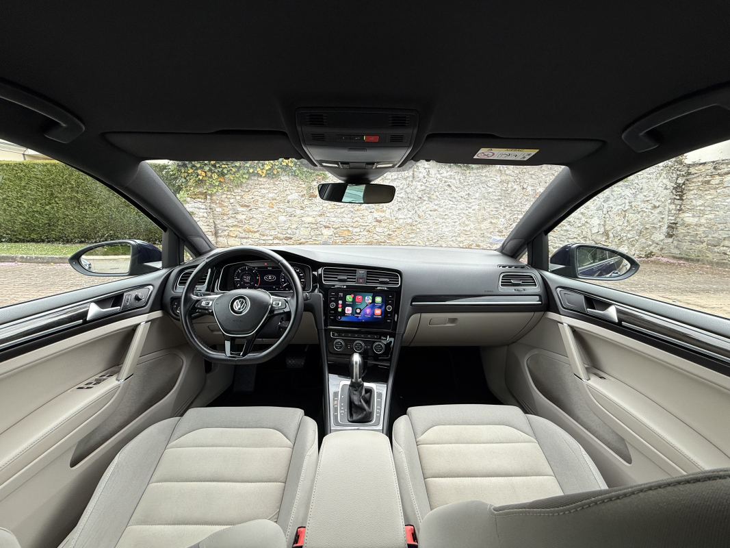 Volkswagen Golf — 14