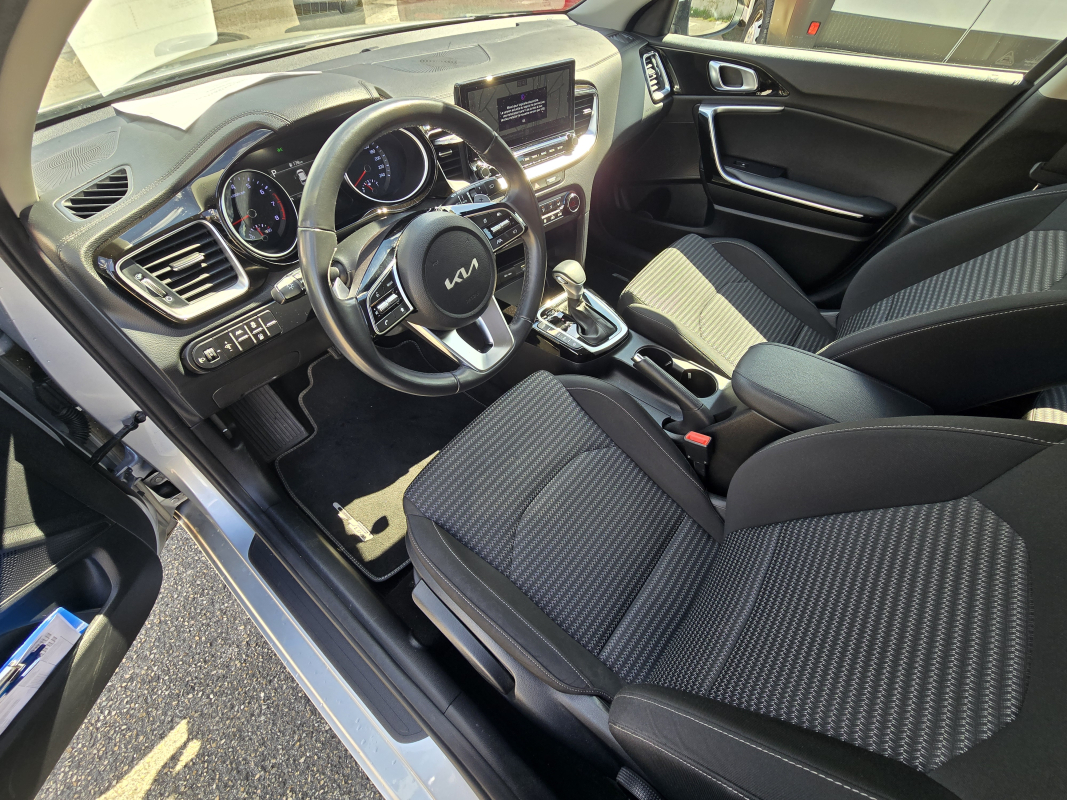 Kia Ceed — 15