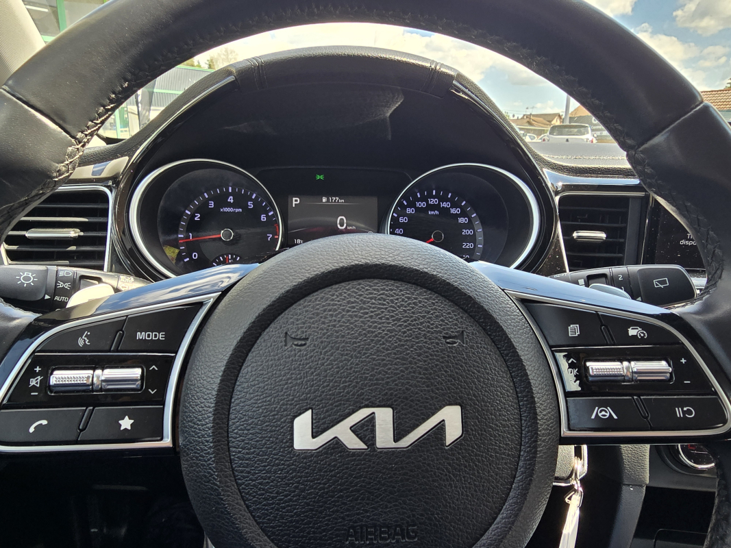 Kia Ceed — 23