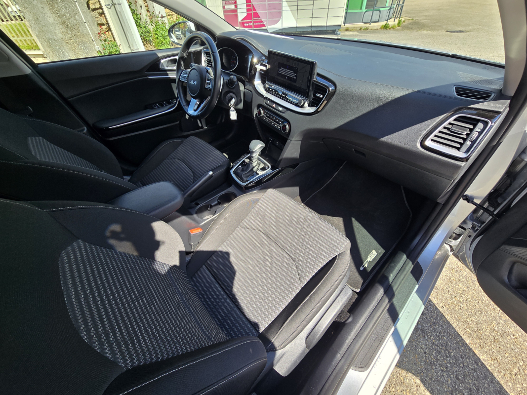 Kia Ceed — 21