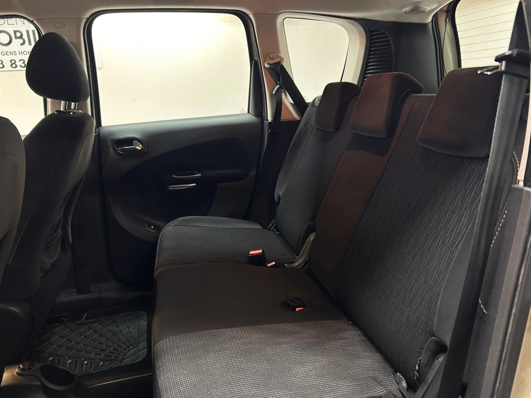 Citroen C3 Picasso — 16