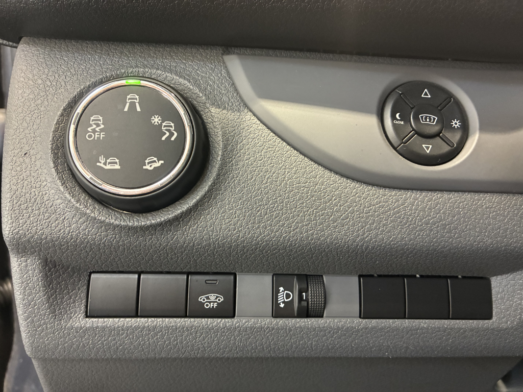 Peugeot Expert — 19