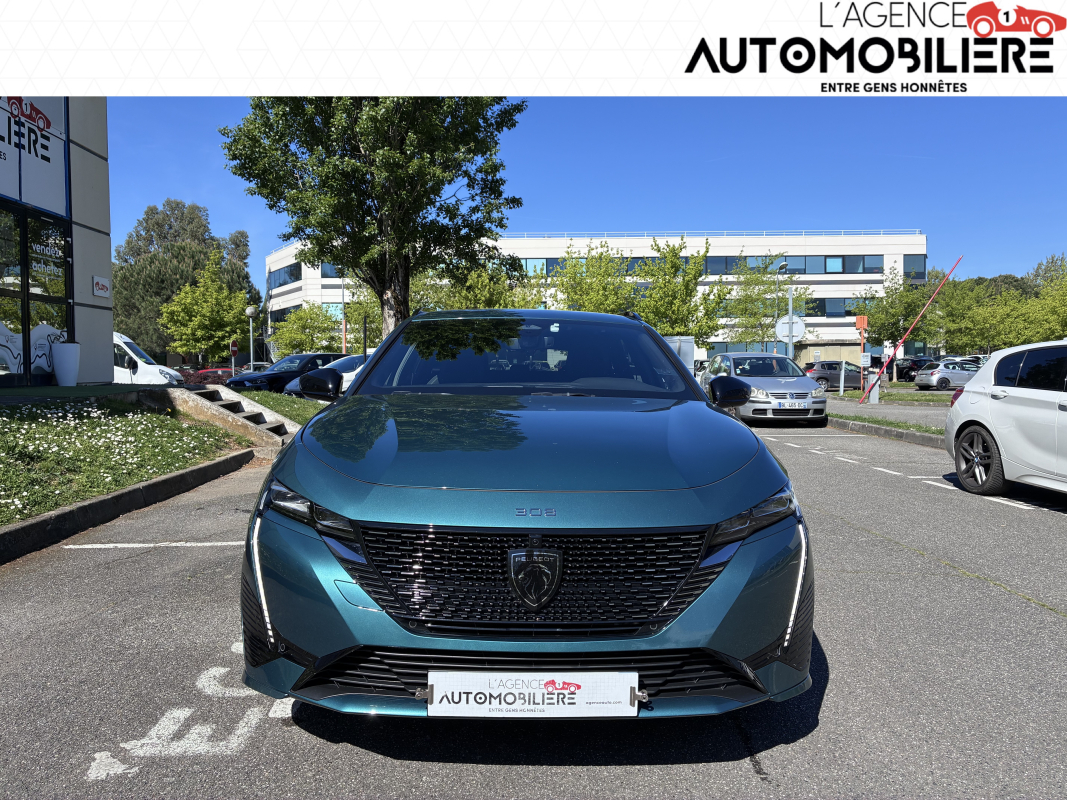 Peugeot 308 — 8