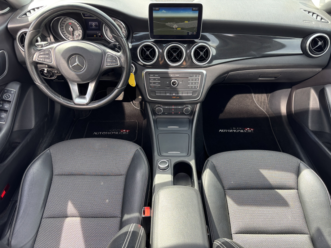 Mercedes CLA — 9