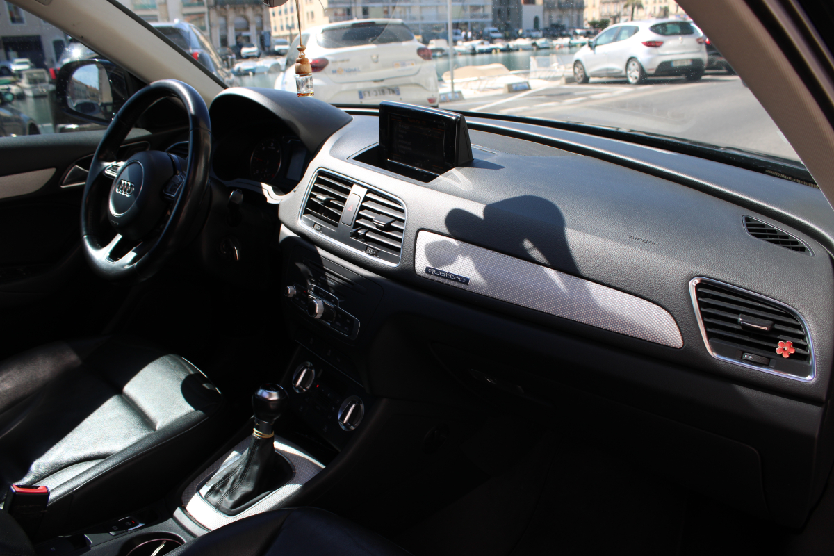 Audi Q3 — 8