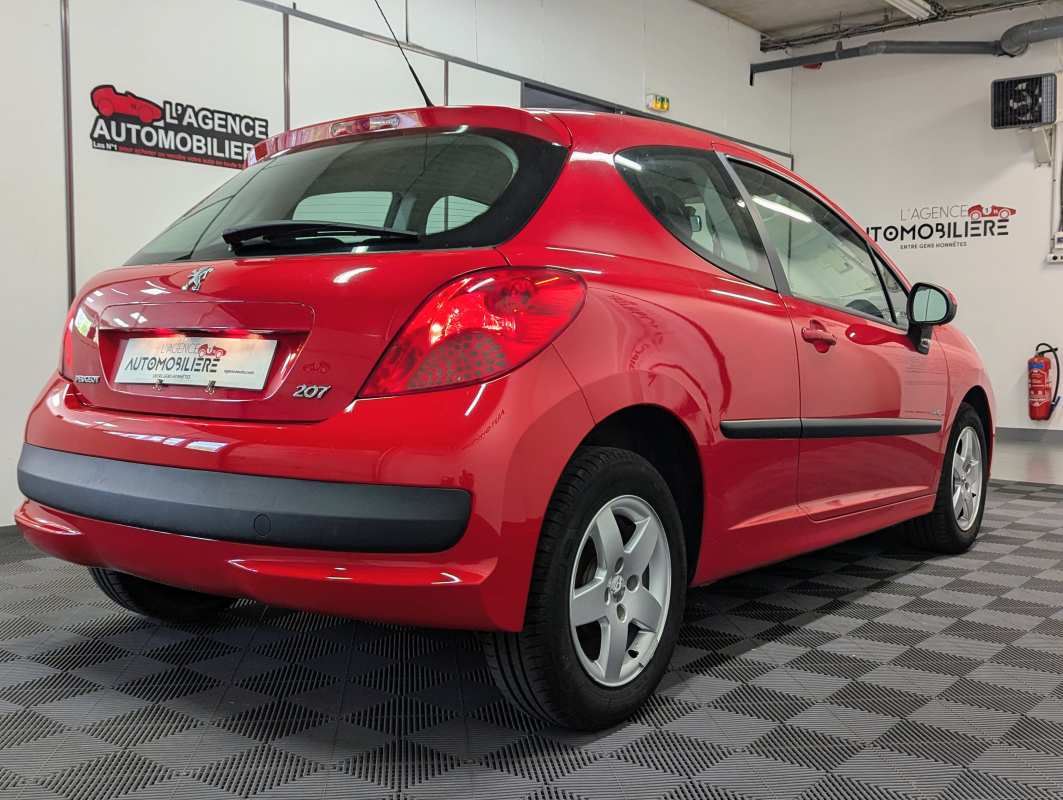 Peugeot 207 — 6
