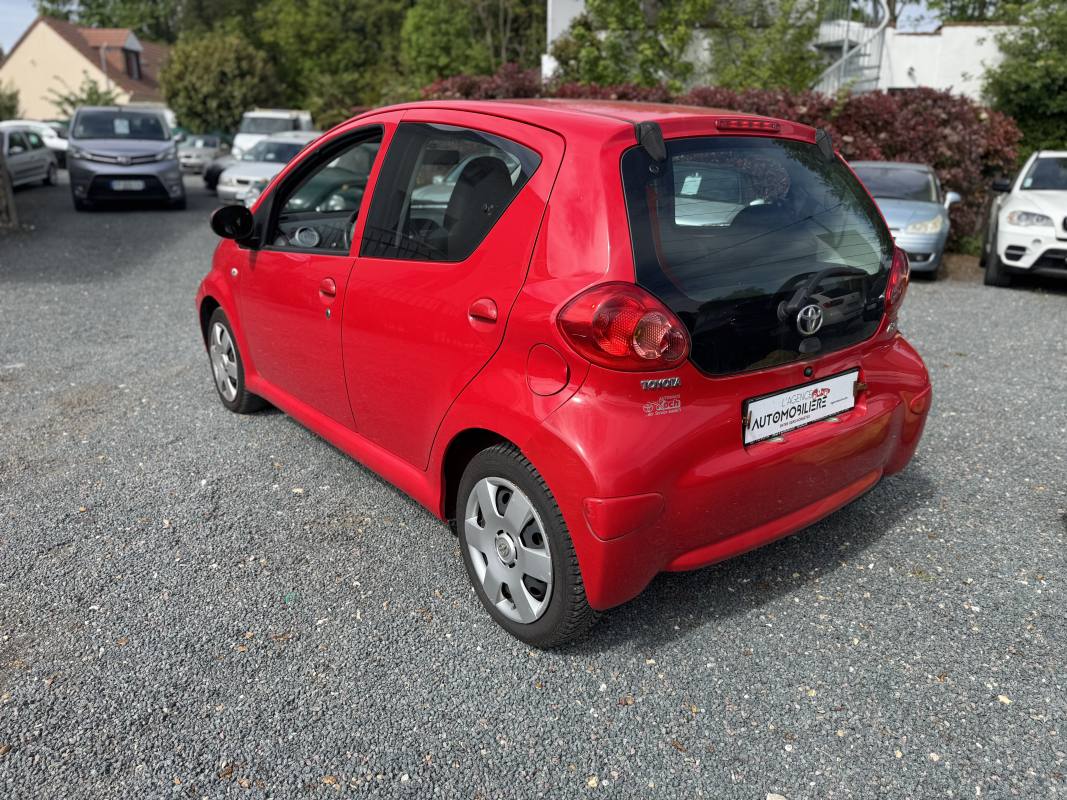 Toyota Toyota Aygo 2 — 6