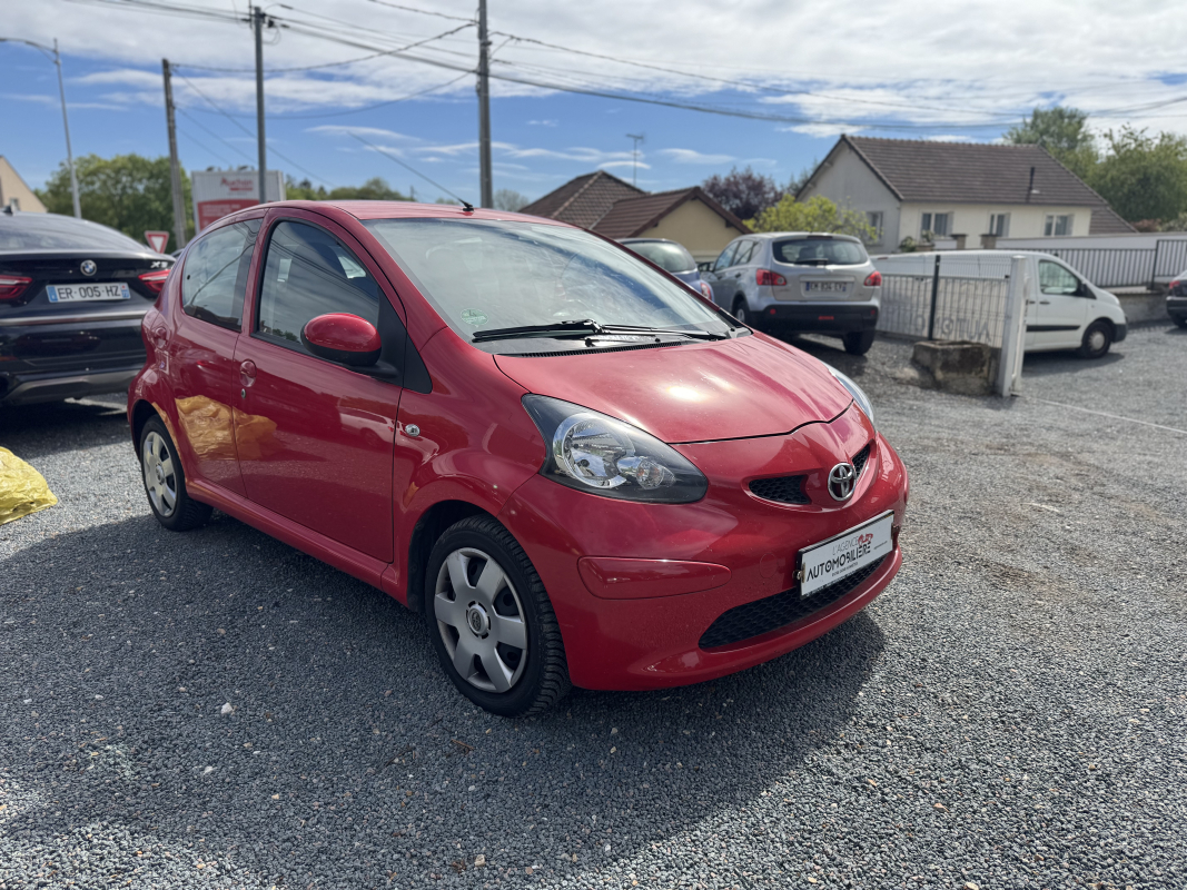 Toyota Toyota Aygo 2 — 2