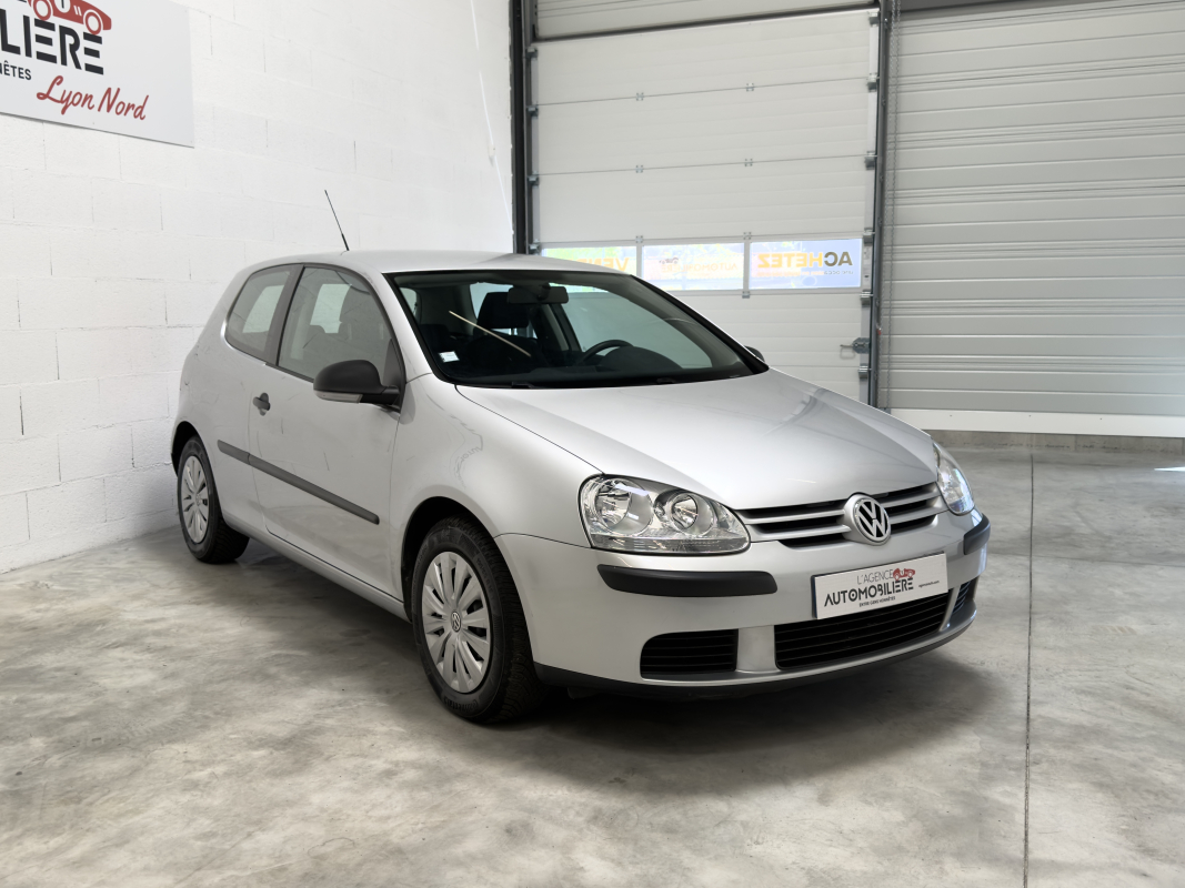 Volkswagen Golf — 3
