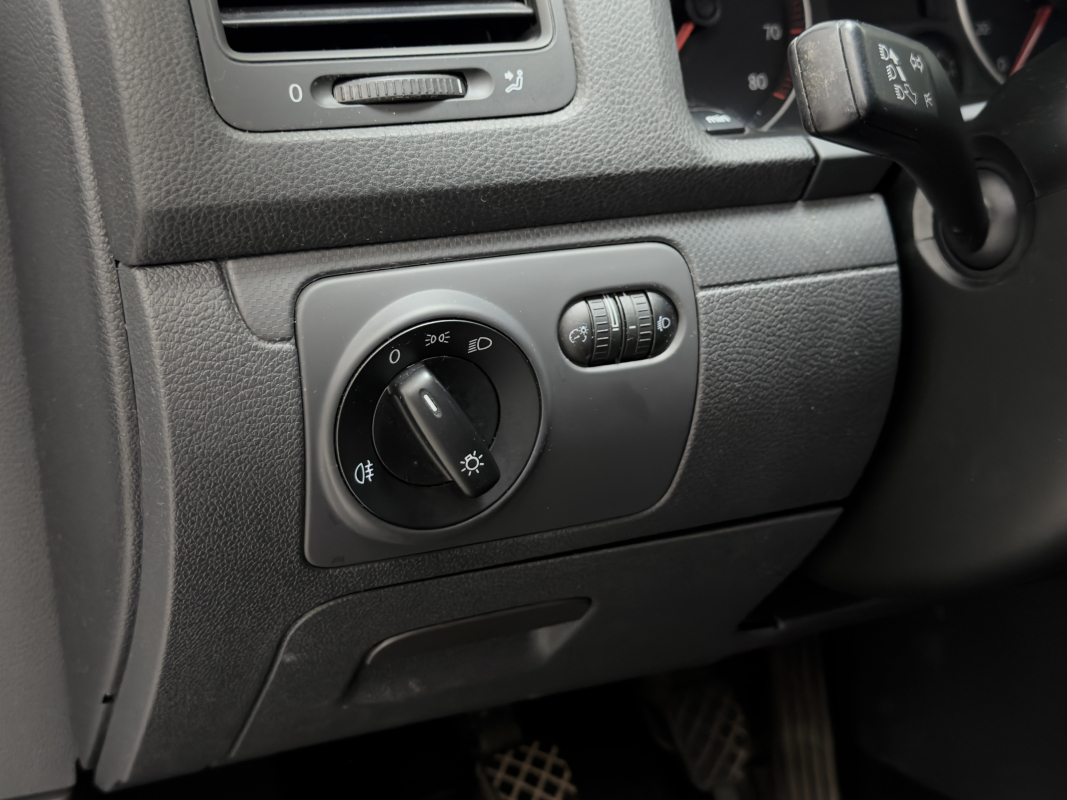 Volkswagen Golf — 15