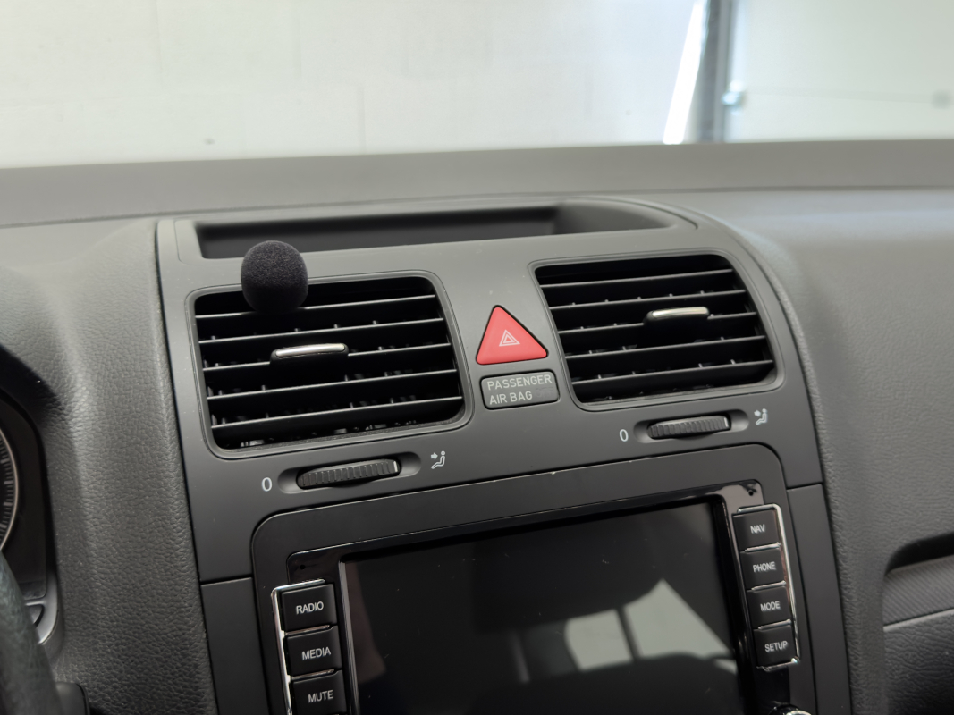 Volkswagen Golf — 16