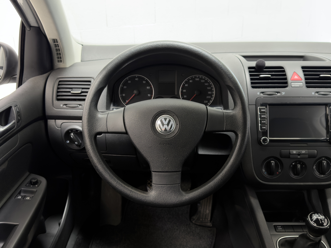 Volkswagen Golf — 14
