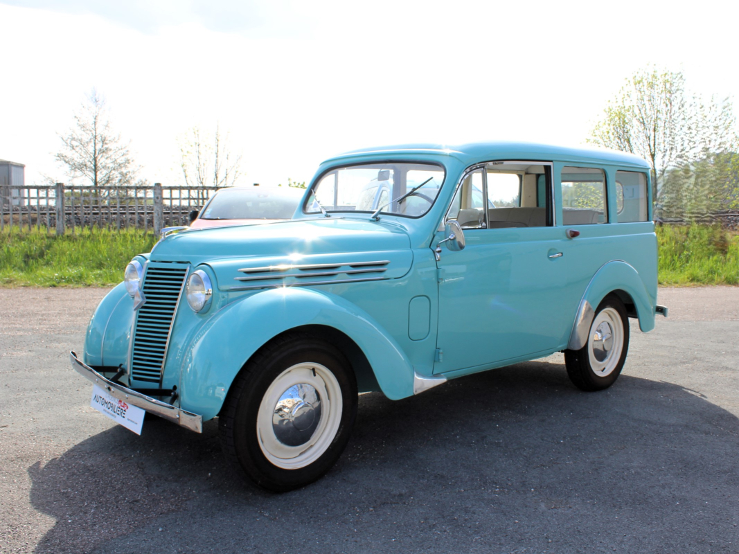 Renault Juvaquatre — 3