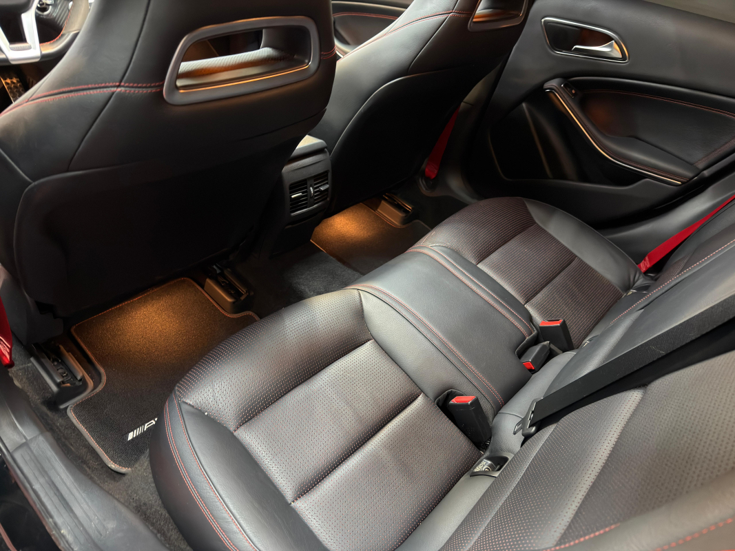 Mercedes Classe A — 23