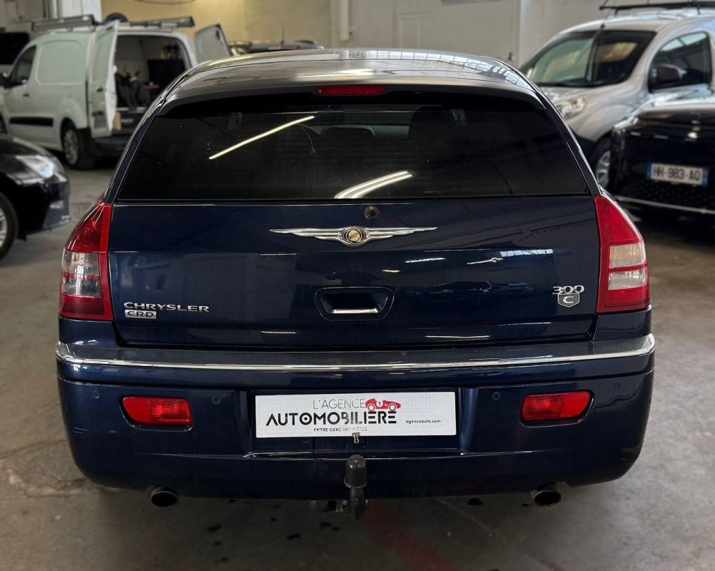 Chrysler 300 — 7