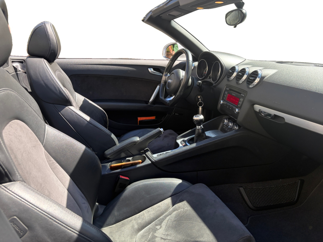 Audi TT Roadster — 16