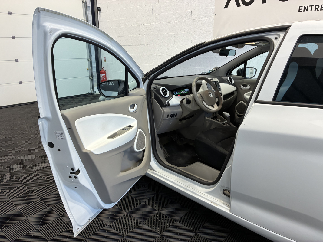 Renault Zoe — 11