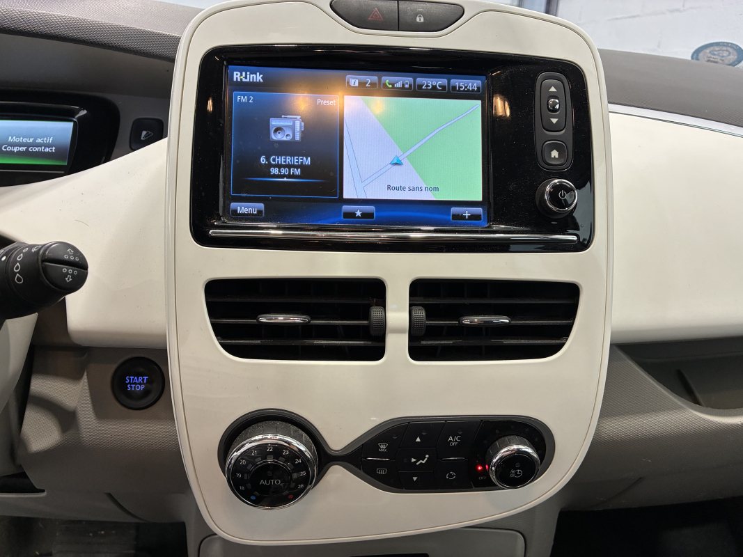Renault Zoe — 24