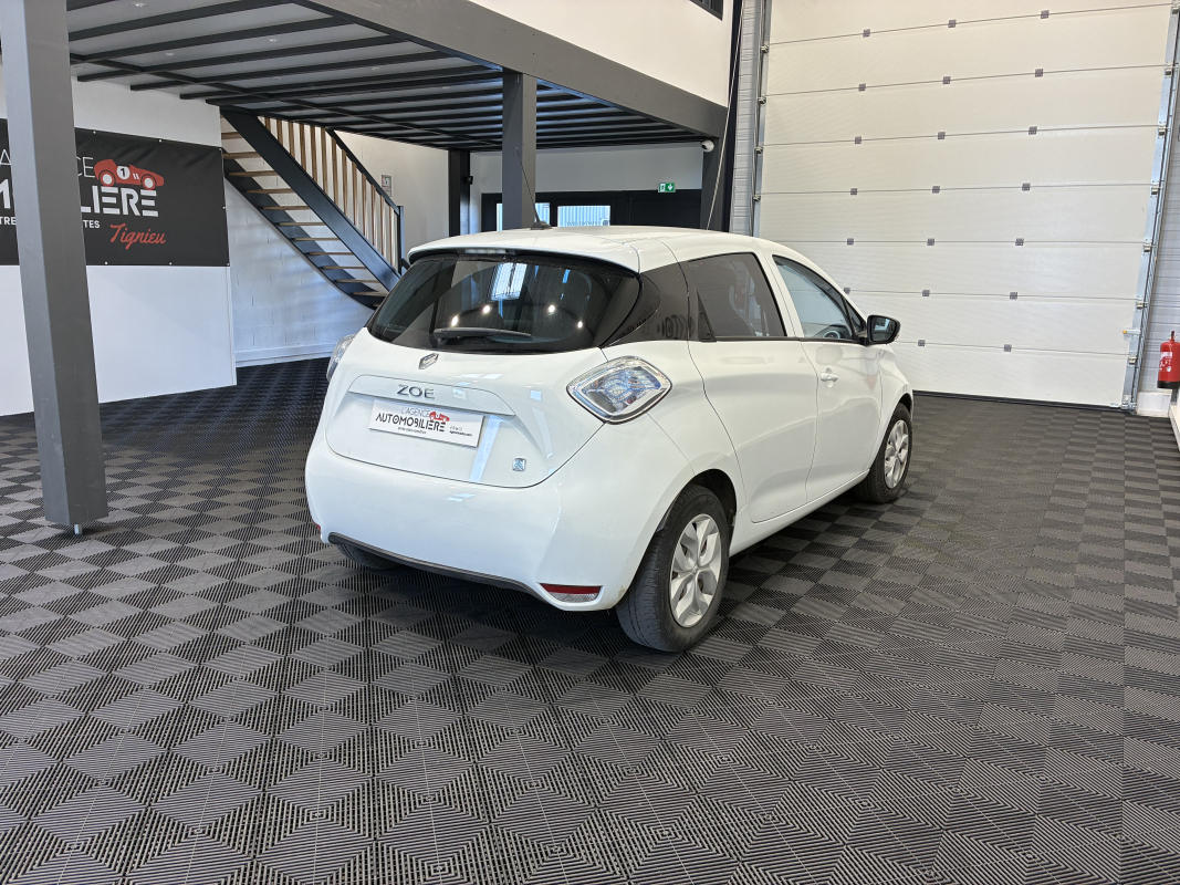 Renault Zoe — 8