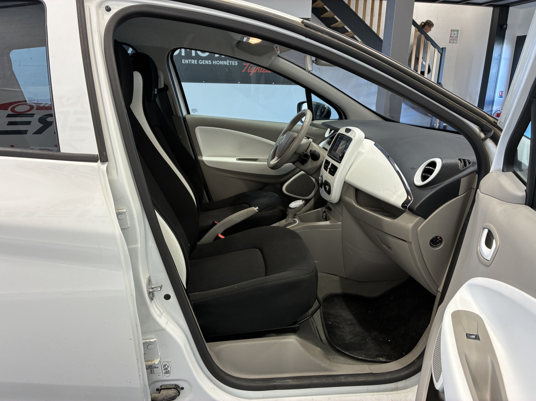 Renault Zoe — 21