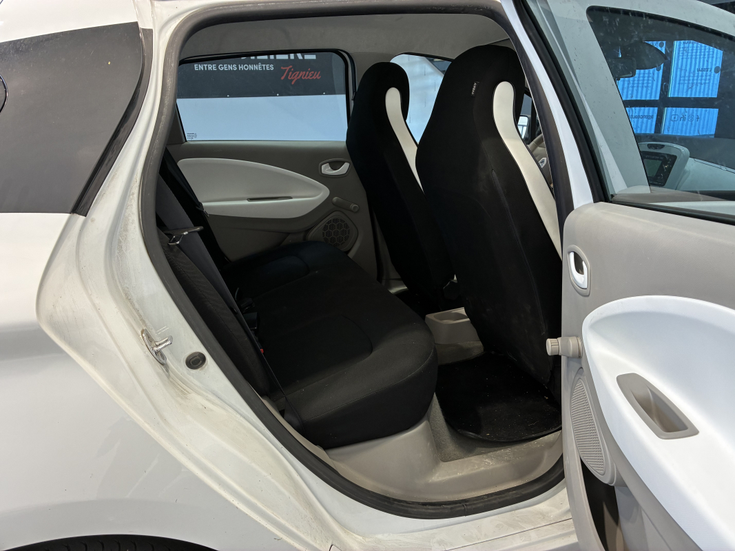 Renault Zoe — 17