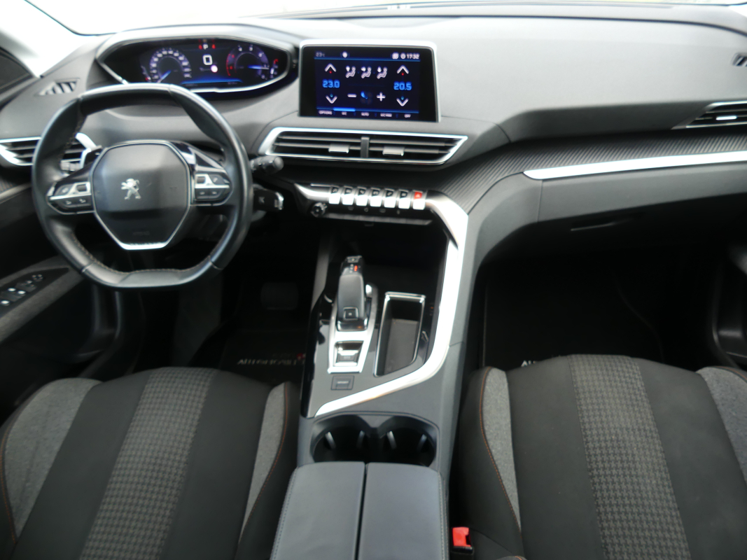 Peugeot 3008 — 15