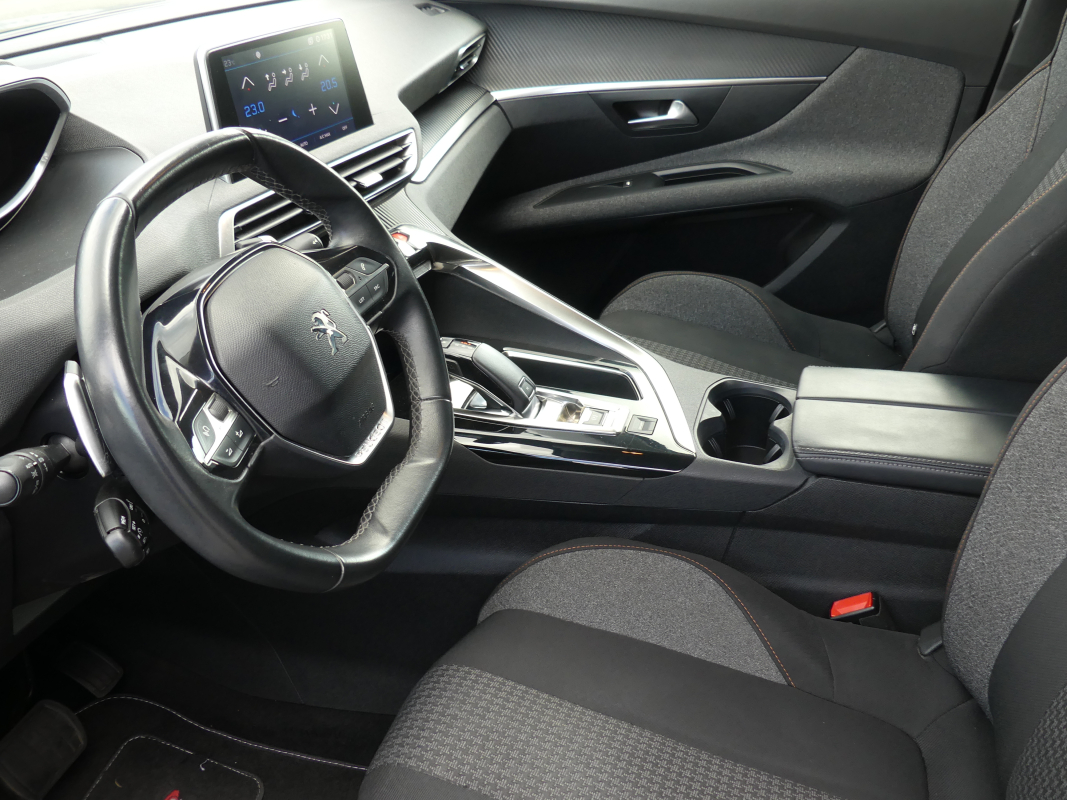 Peugeot 3008 — 9