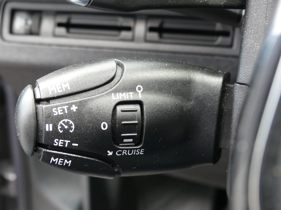 Peugeot 3008 — 21