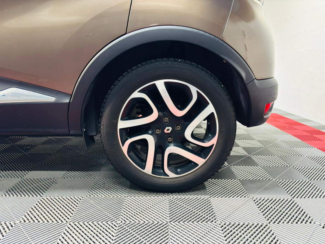 Renault Captur — 24