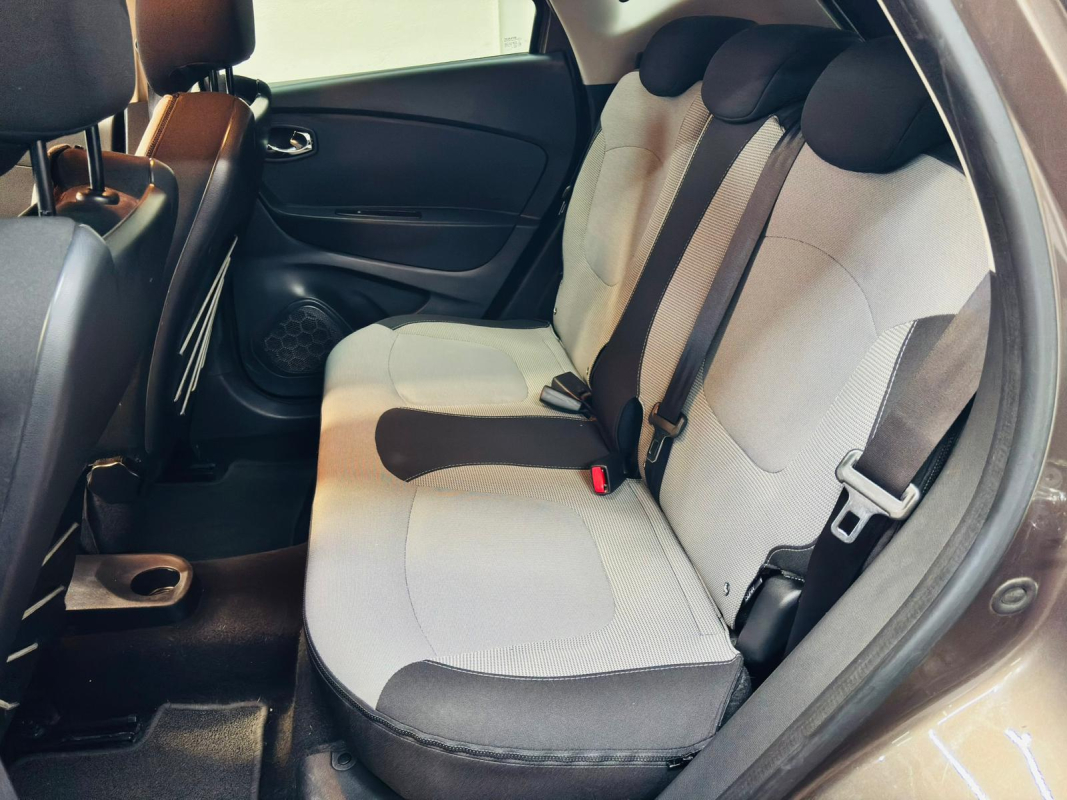 Renault Captur — 21