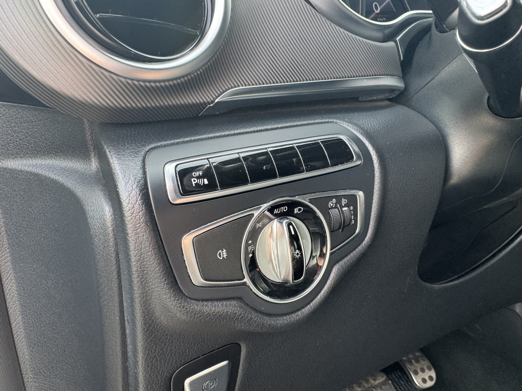 Mercedes Classe V — 19