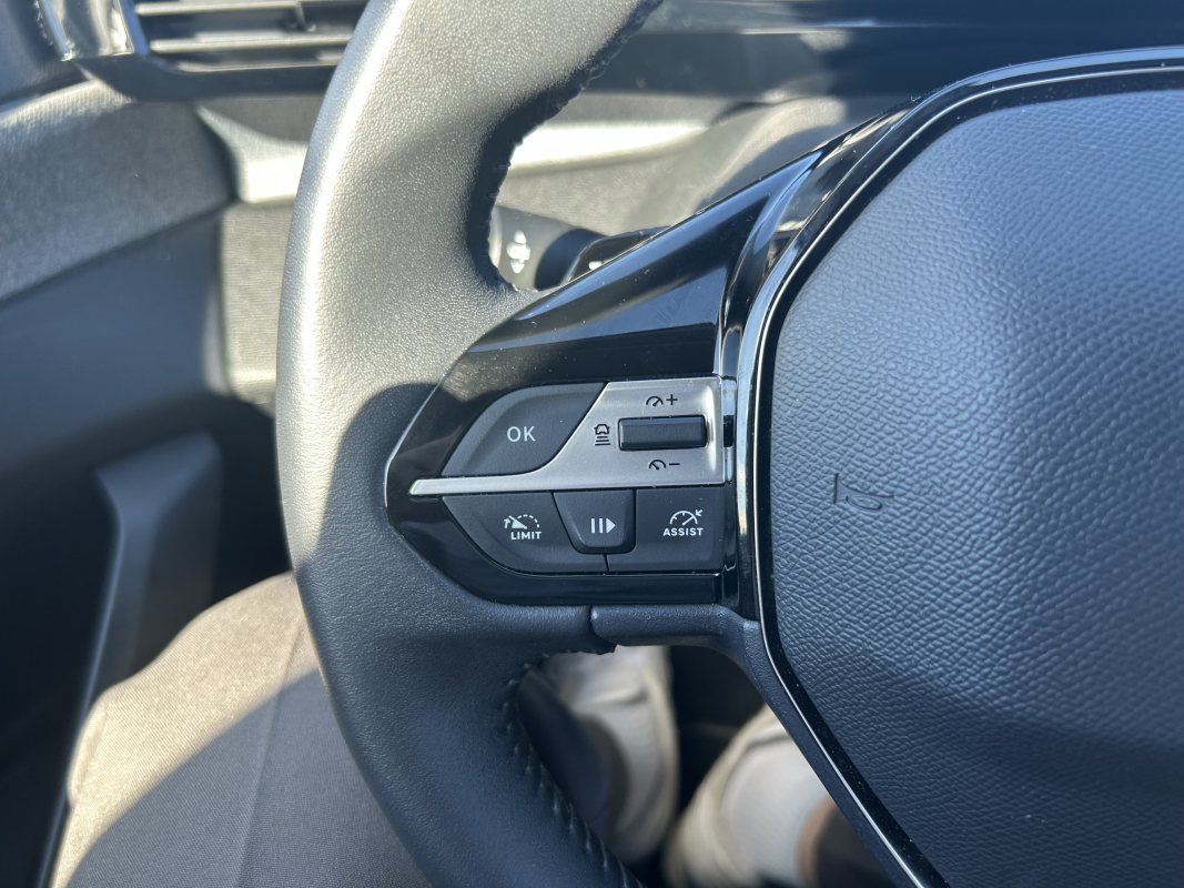 Peugeot 308 — 18