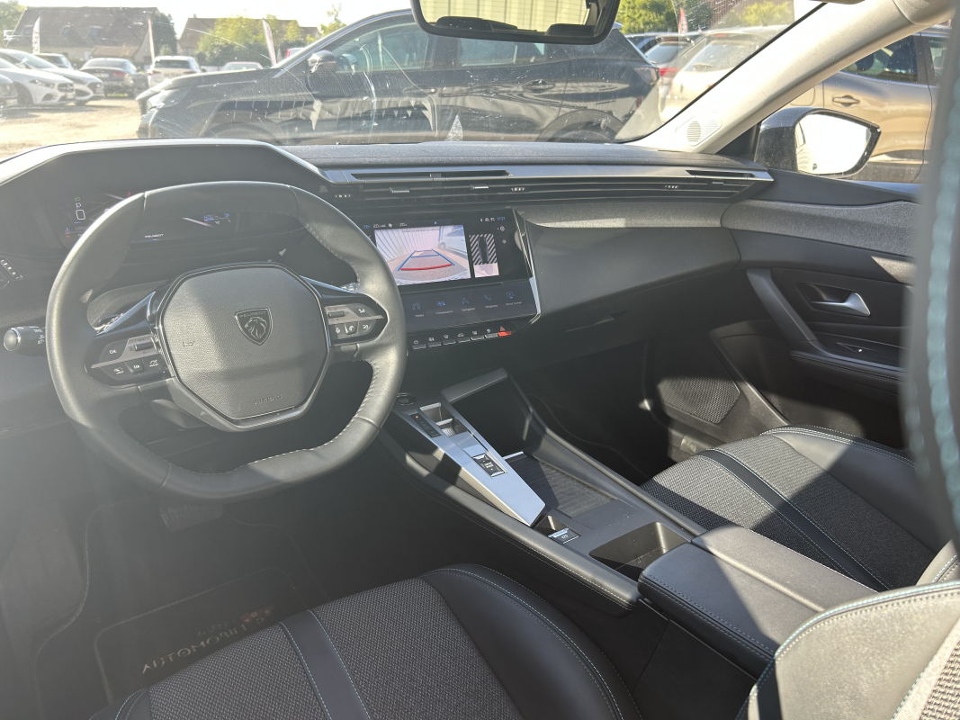 Peugeot 308 — 15