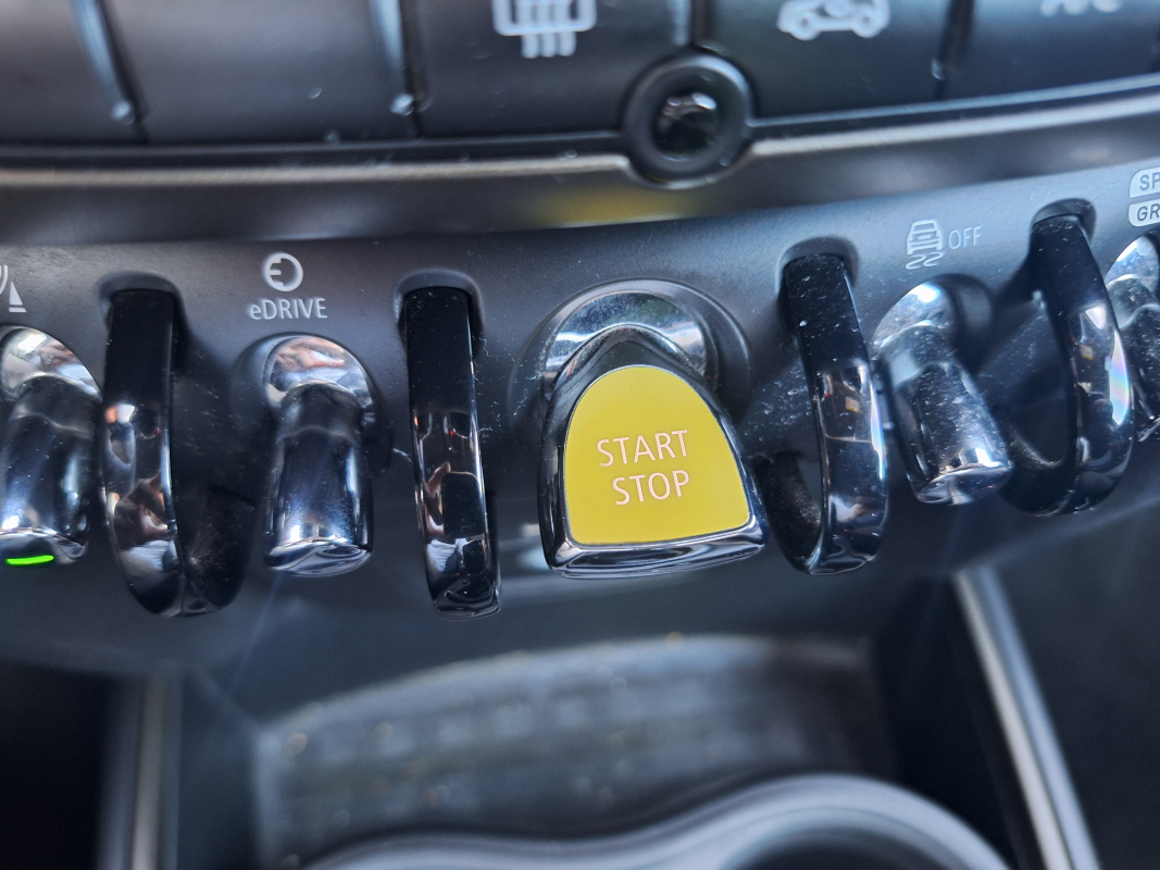 Mini Countryman — 26