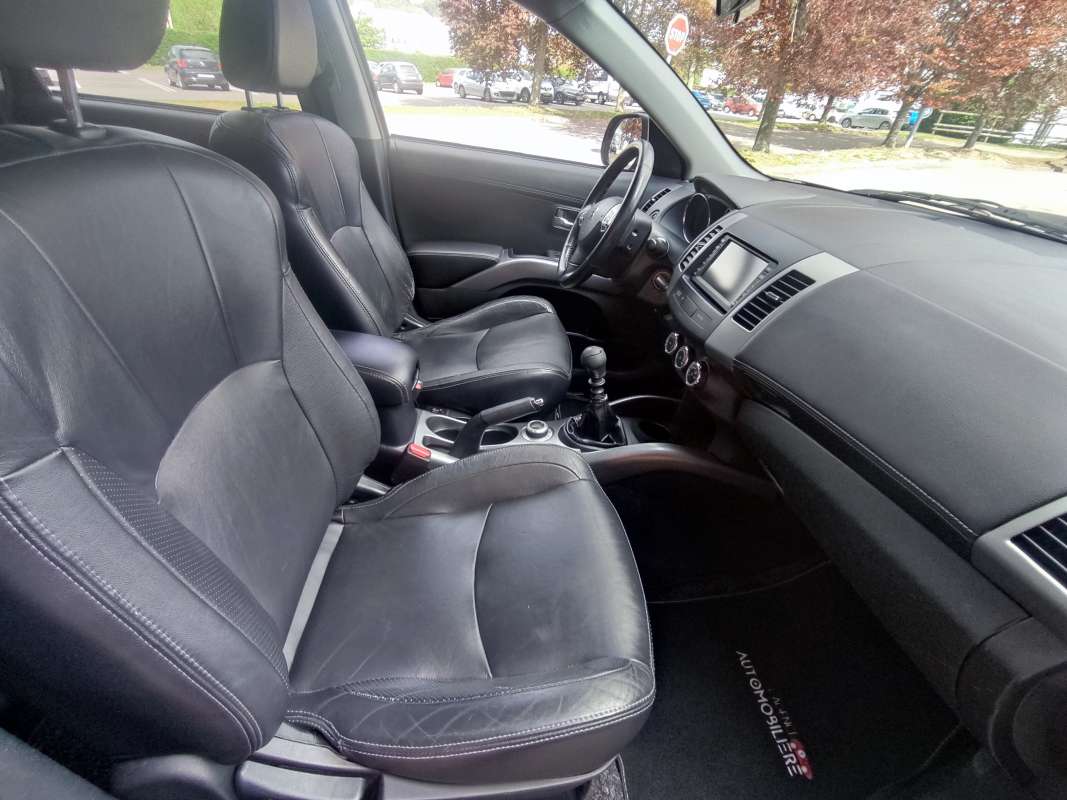 Peugeot 4007 — 13