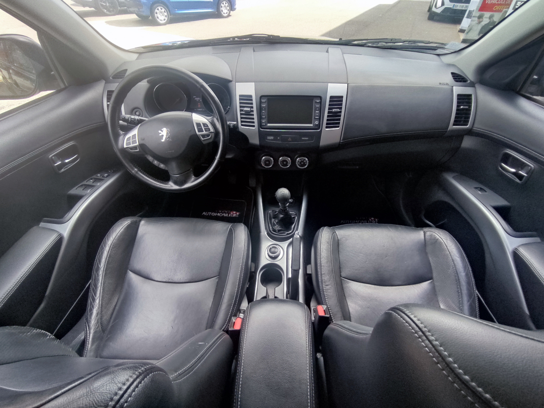Peugeot 4007 — 17