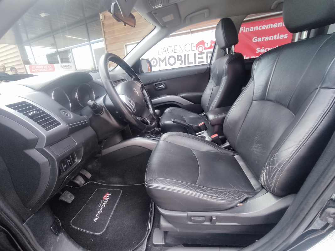 Peugeot 4007 — 25