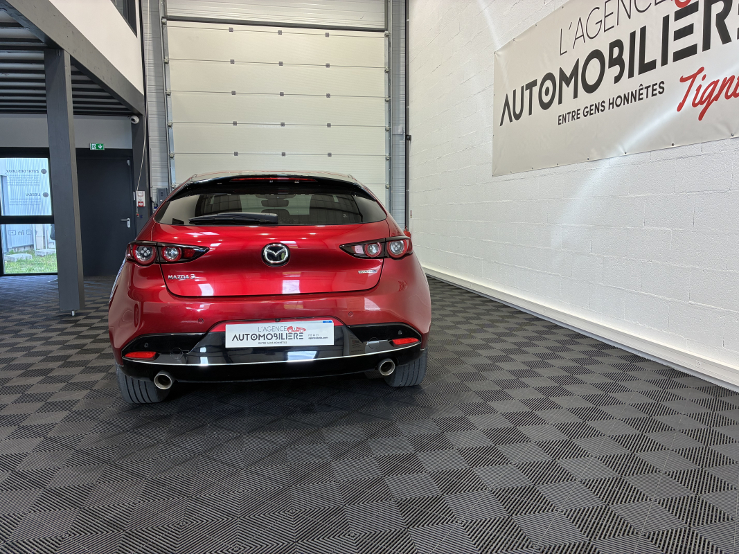 Mazda Mazda 3 — 7